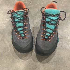 La Sportiva Womens TX4 Approach Shoes Size 8